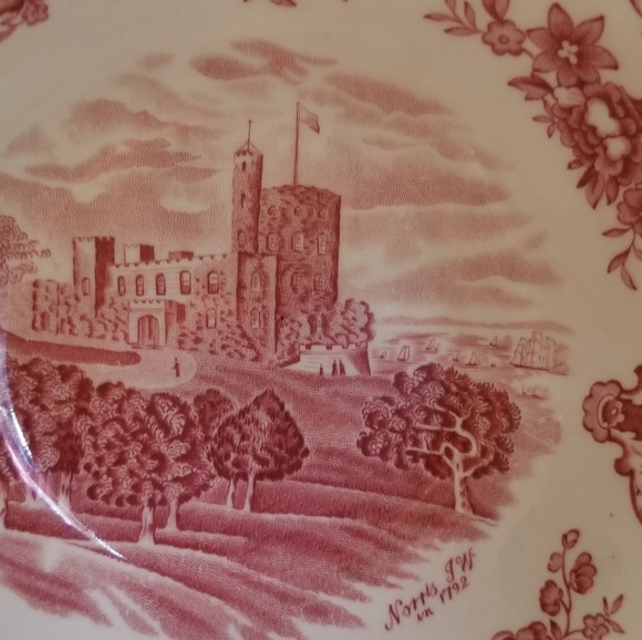 Old Britain Castles Red Bowl by Johnson Brothers - Picture 2 of 4
